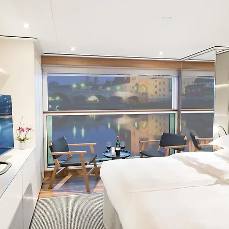 Botel Fairtours Hotelschiff Emerald Sun****** Frankfurt am Main